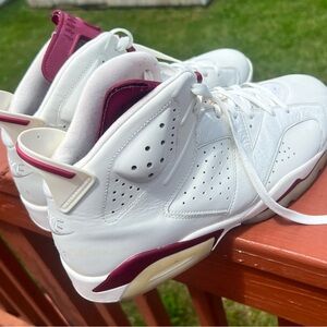 Air Jordan 6 Retro 'Maroon'